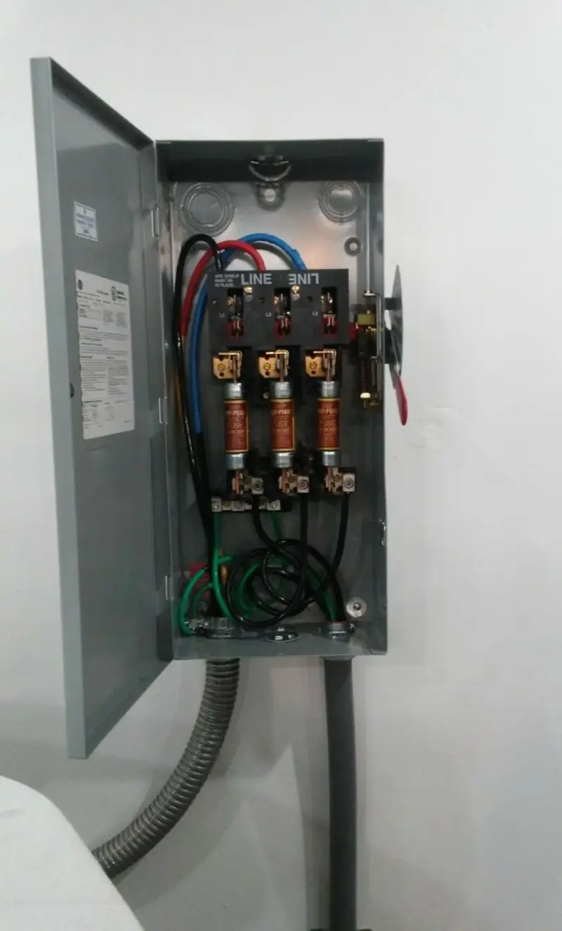 Three-phase disconnect switch installed for Smoke Detector Installation in Yorba Linda